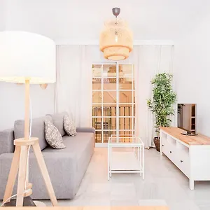  Apartment Bhost - La Maestranza